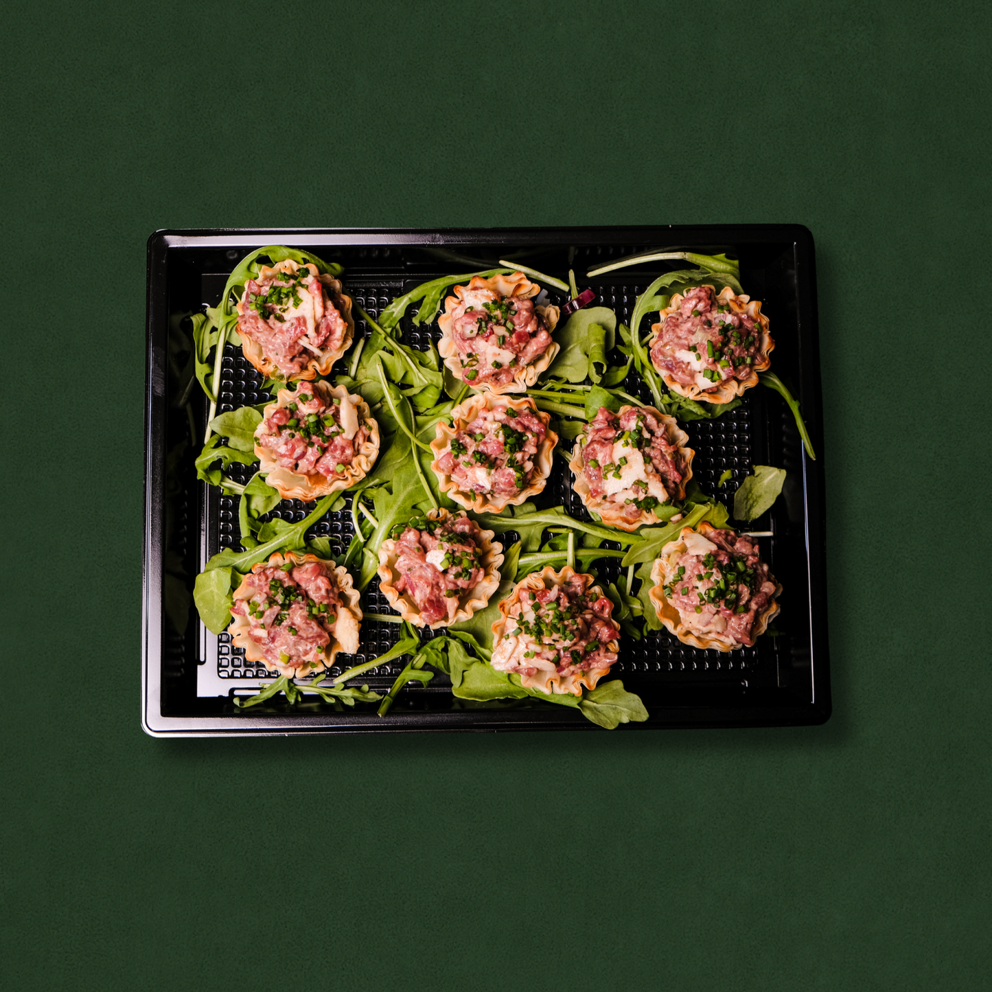 Bouchées de tartare de bœuf à l'ail noir (x10)