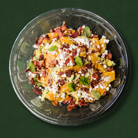 Salade de bettrave, chèvre frais et lardons